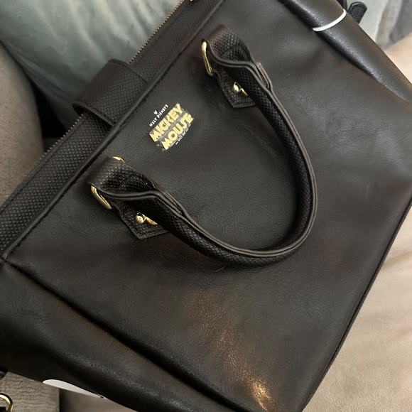 NWT! MICKEY MOUSE SATCHEL - Picture 2 of 2